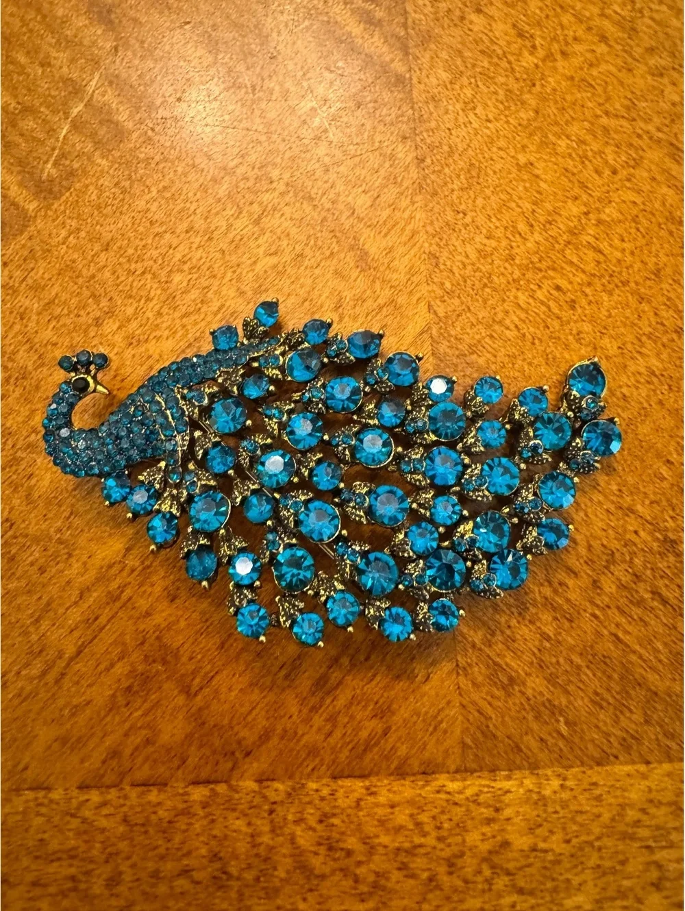 Vintage Peacock Blue Rhinestone Brooch Pin 326
